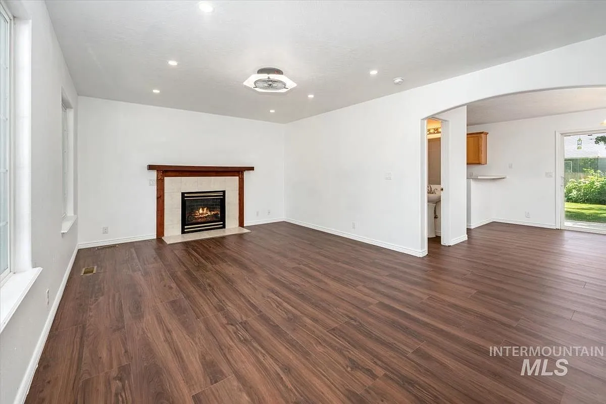 4-Bedroom Home for Sale in Nampa, Idaho with RV Parking photo 4