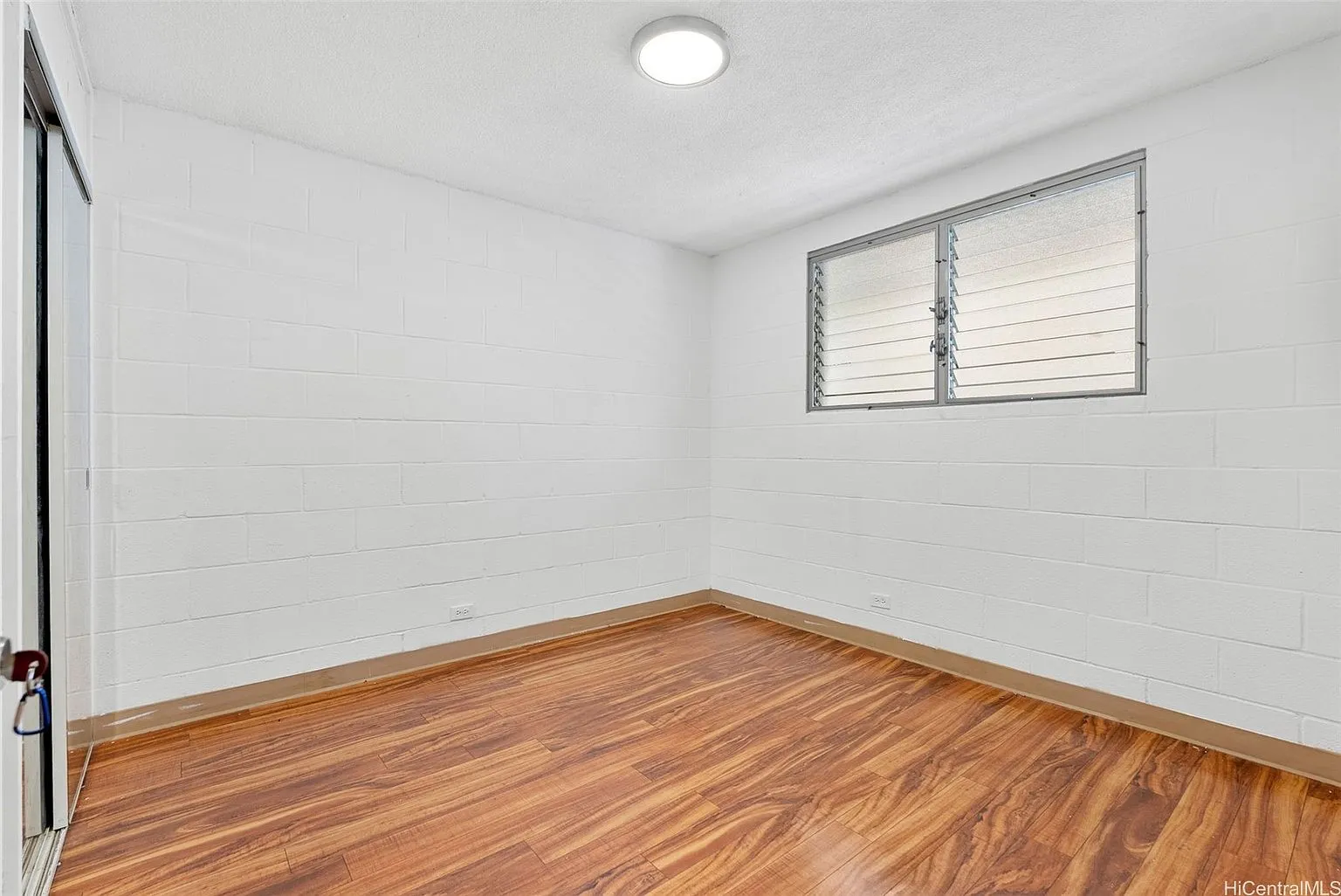 2-Bedroom Condo at 94-1037 Kahuamoku St APT 6 in Waipahu, Hawaii photo 7