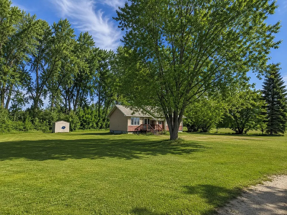 Country Home on 3 Acres Near Northwood Schools photo 3