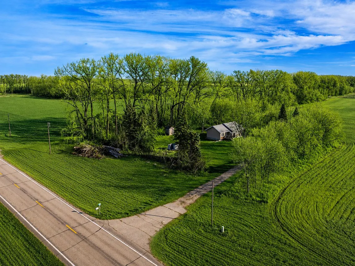 Country Home on 3 Acres Near Northwood Schools photo 10