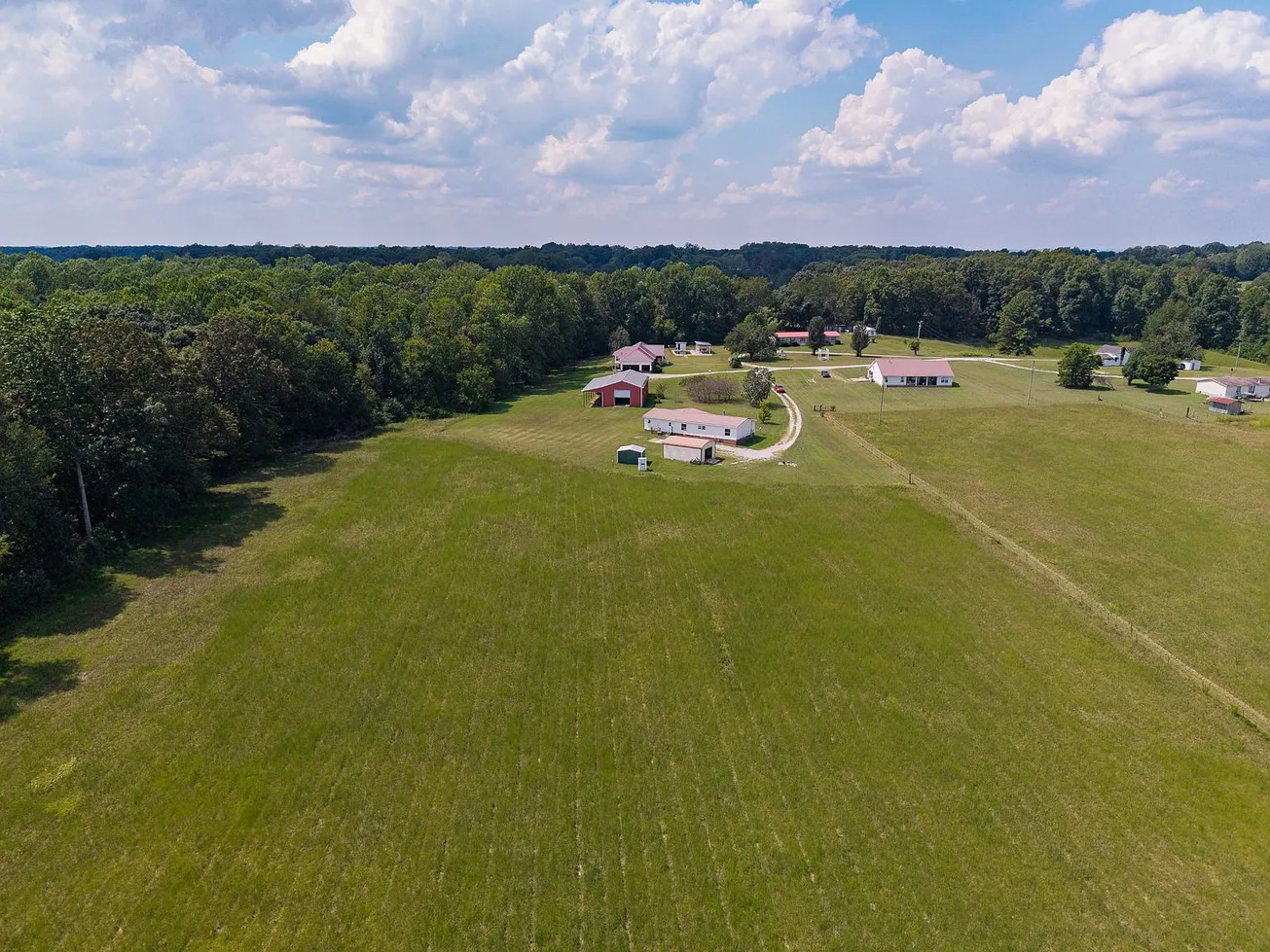 Manufactured Home on 10.08 Acres in Kelso, Tennessee photo 8