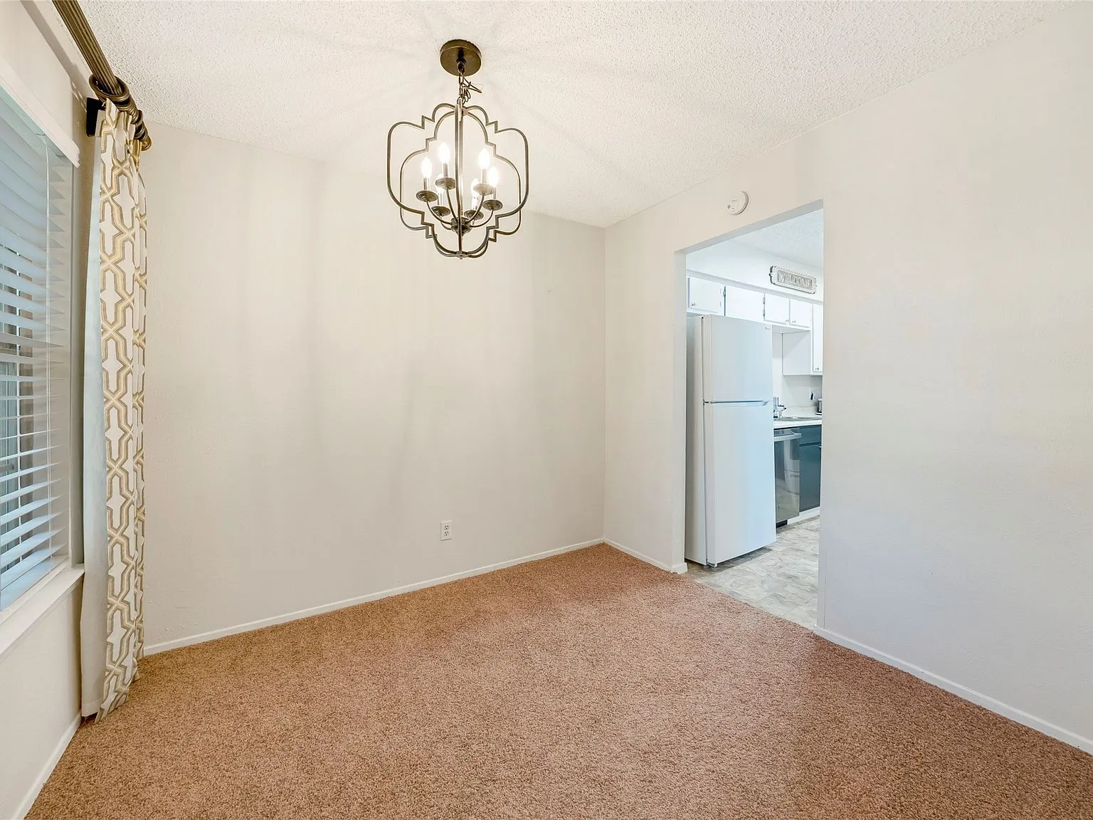 First-Floor Condo in Prestonwood Green, Dallas photo 10