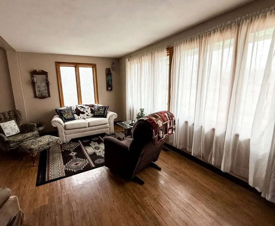 Cozy and Affordable 1934 Two-Bedroom Home in Montana for $80,000 photo 2