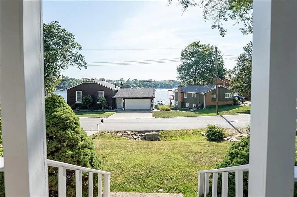 Lakefront Home with Private Dock at 136 NW North Shore Dr photo 5