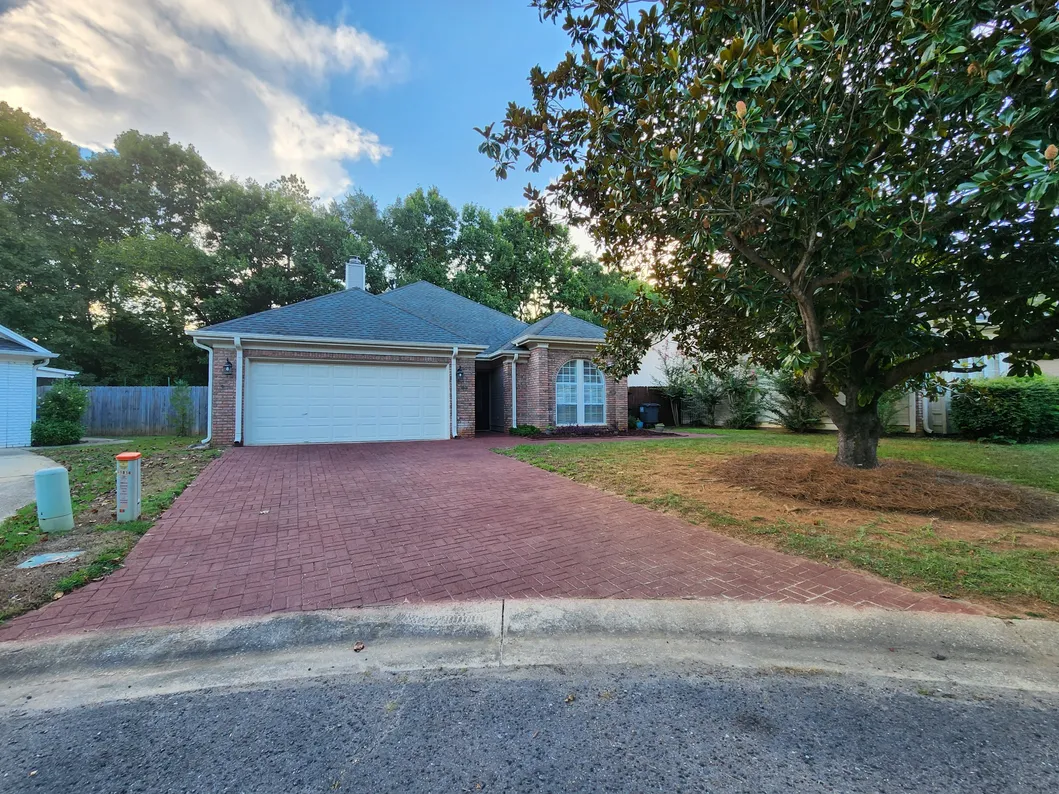 1914 Omaha Drive, Helena, AL 35080 | Brick-Front Home for Sale in Shelby County photo 2