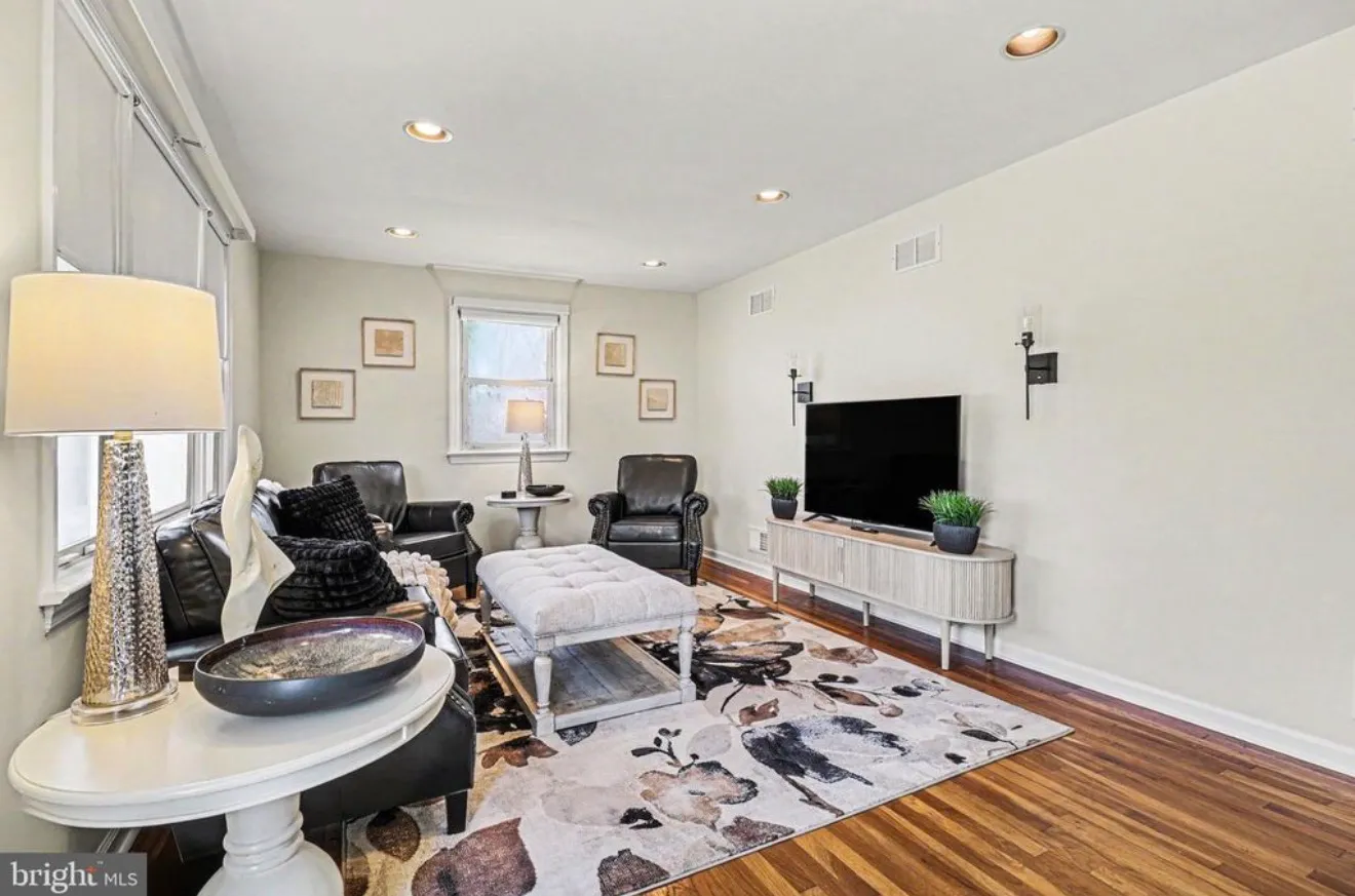 Waterfront House for Sale at 913 Stehman Road, Millersville, PA 17551 photo 3
