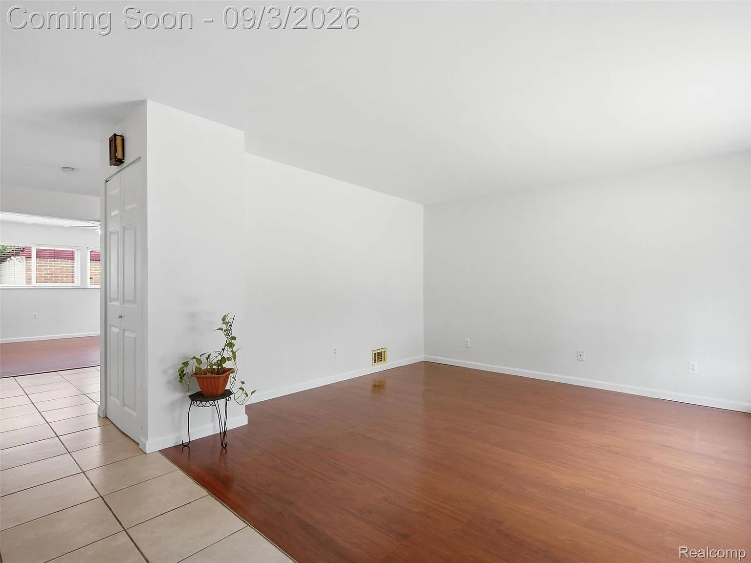 Charming 3-Bedroom Westland Home with Flexible 4-Bedroom Potential photo 5