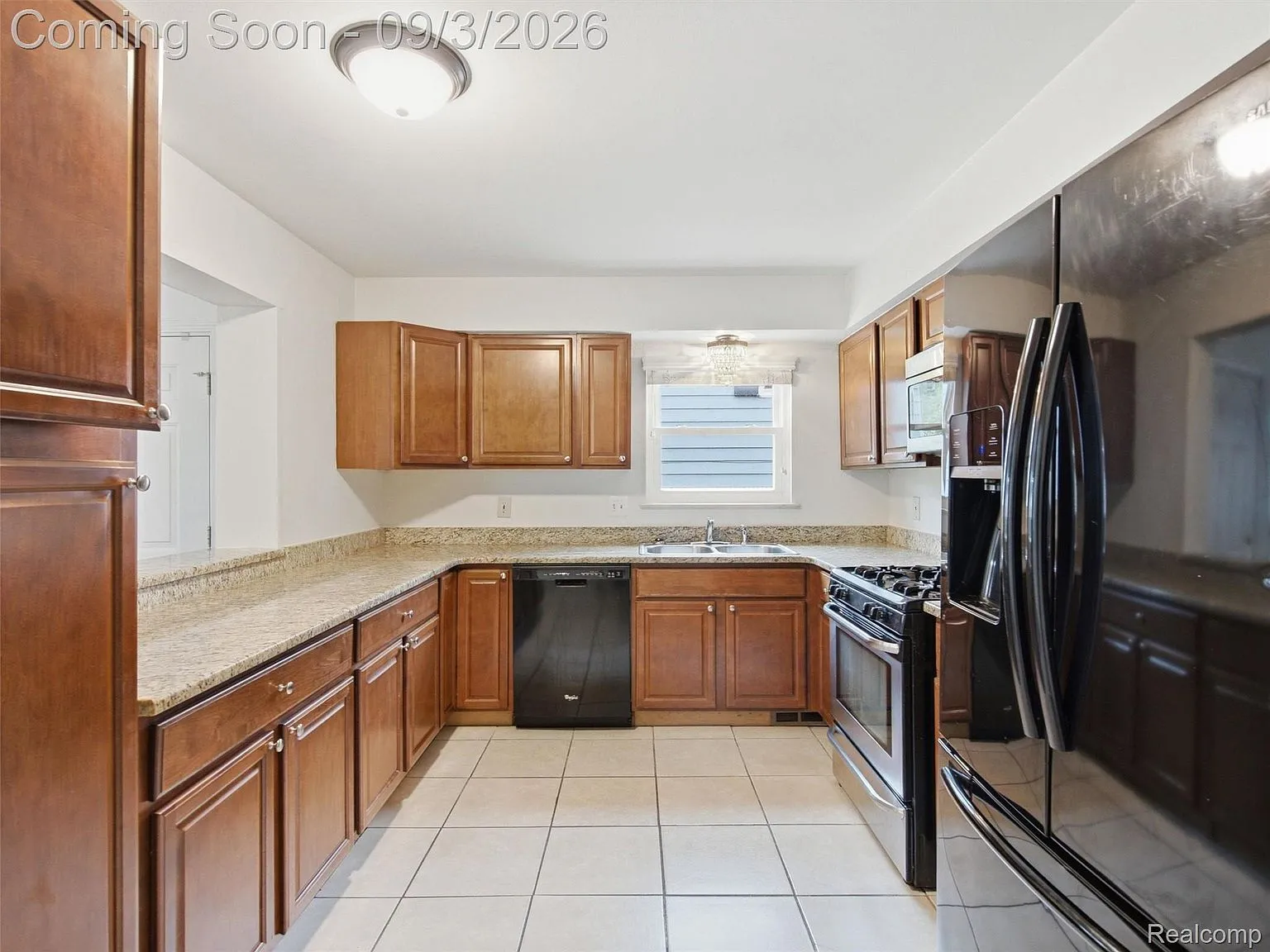 Charming 3-Bedroom Westland Home with Flexible 4-Bedroom Potential photo 9