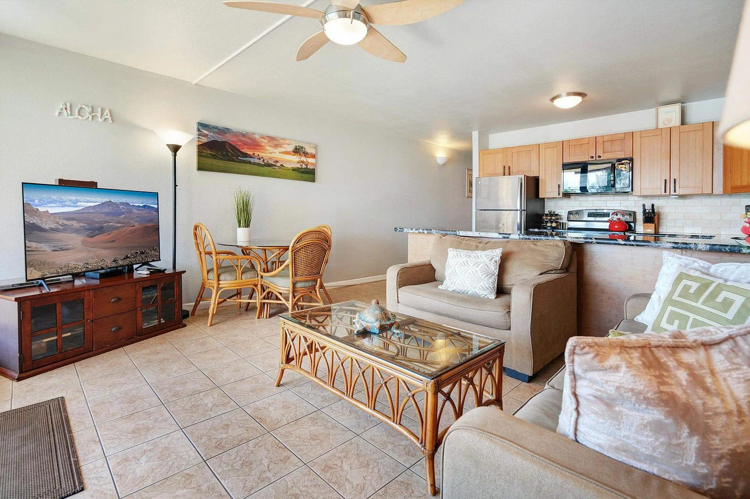Ocean-View Leasehold Condo at Milowai 103 in Maalaea photo 5
