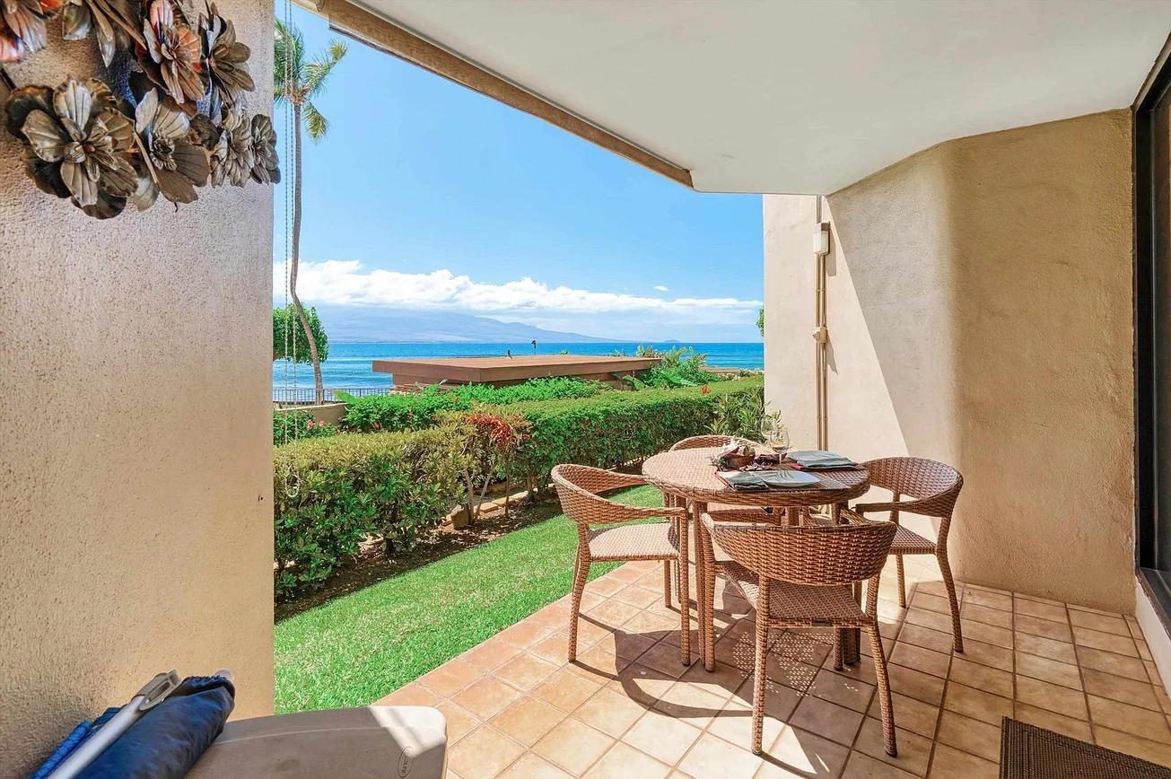 Ocean-View Leasehold Condo at Milowai 103 in Maalaea photo 3