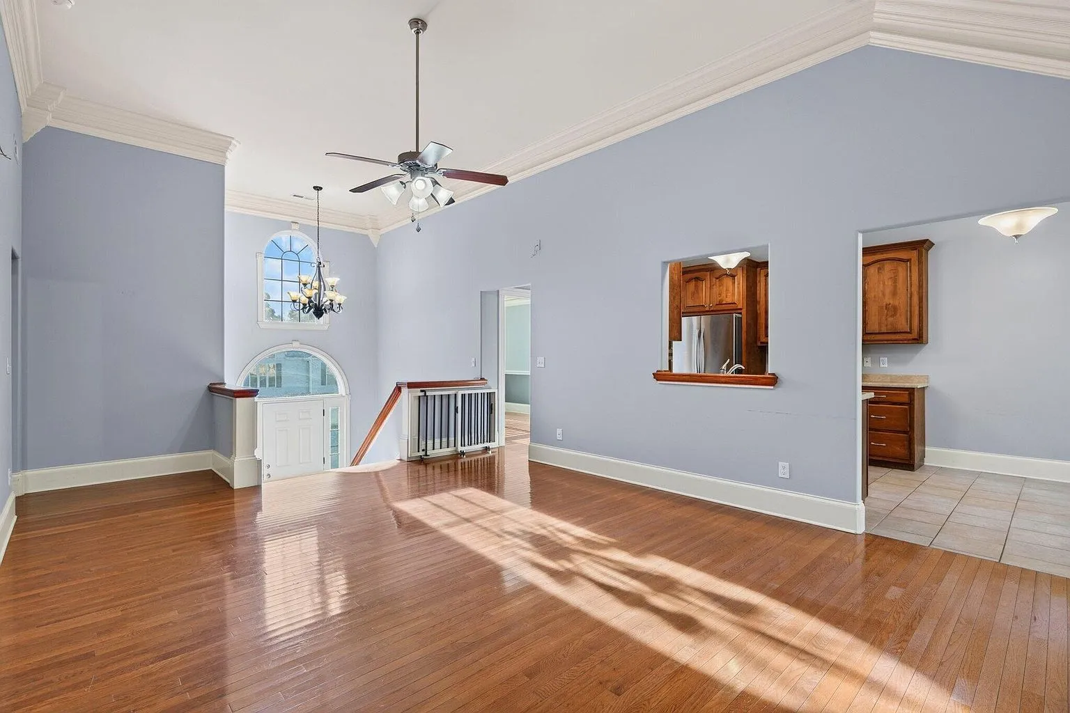 Ooltewah, TN Split-Foyer Home with Finished Basement and Pool photo 9