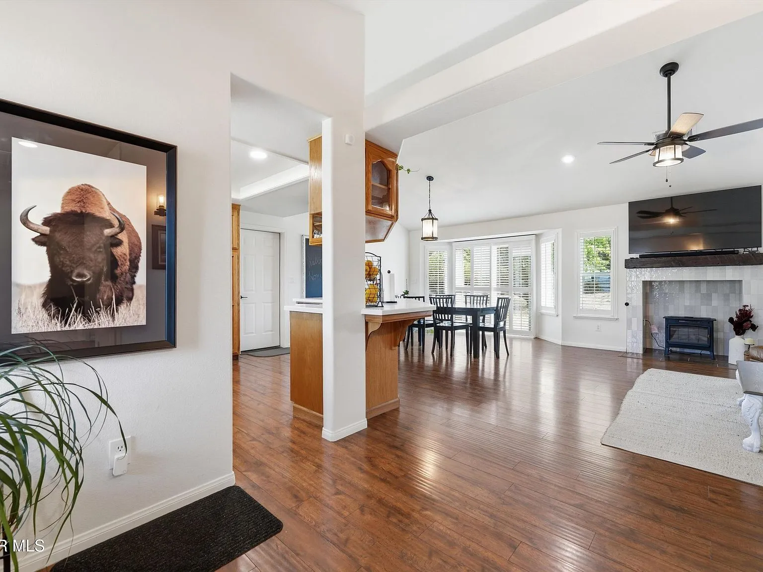 Well-Maintained 3-Bedroom Home Near Four Island Lake in Bear Valley Springs photo 4