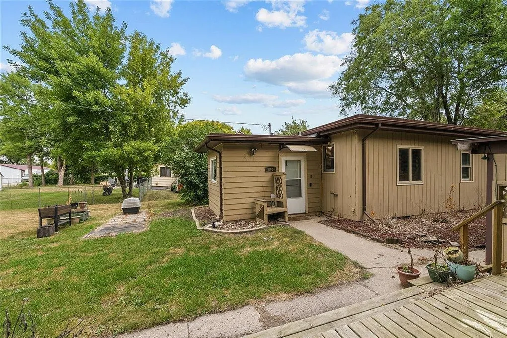 Charming Starter Home with Large Backyard in Wahpeton, ND photo 4