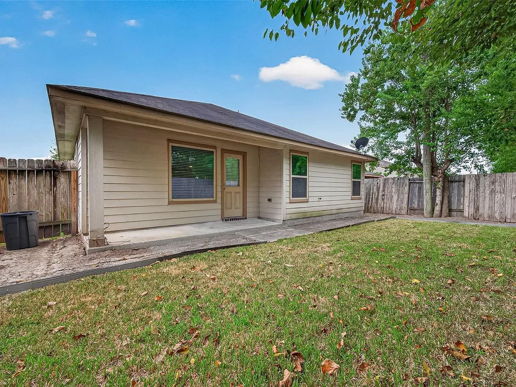 Houston Family Home with Flexible Bonus Room Near Pearland photo 2