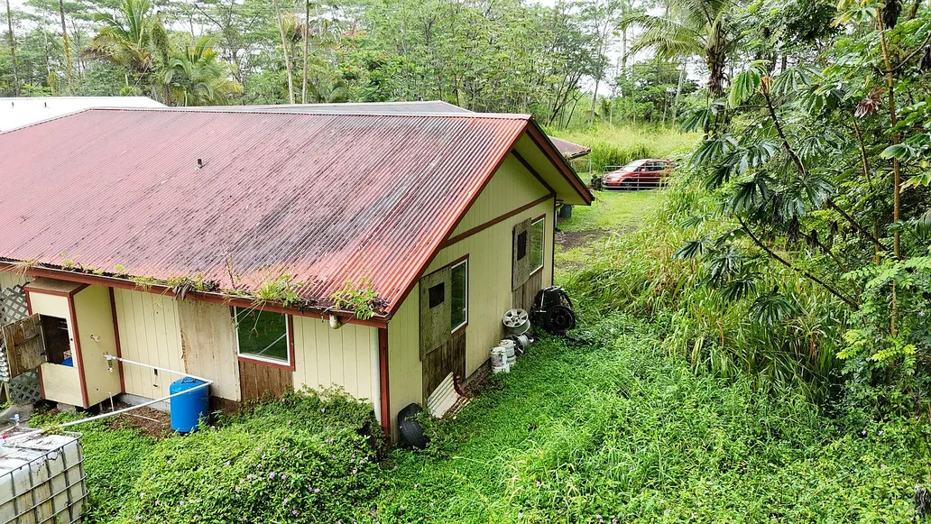 Tiki Gardens Home in Pahoa, Hawaii with 3 Bedrooms and 1,224 Sq. Ft. photo 3
