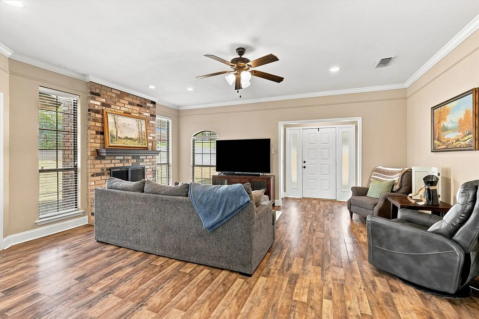 Updated Country Home Near Eagle Mountain Lake in Fort Worth photo 7