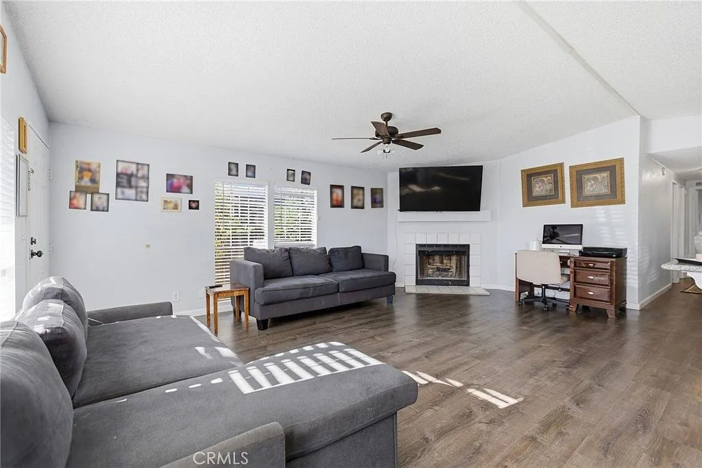 Charming Manufactured Home with Land Ownership in Homeland, CA photo 4