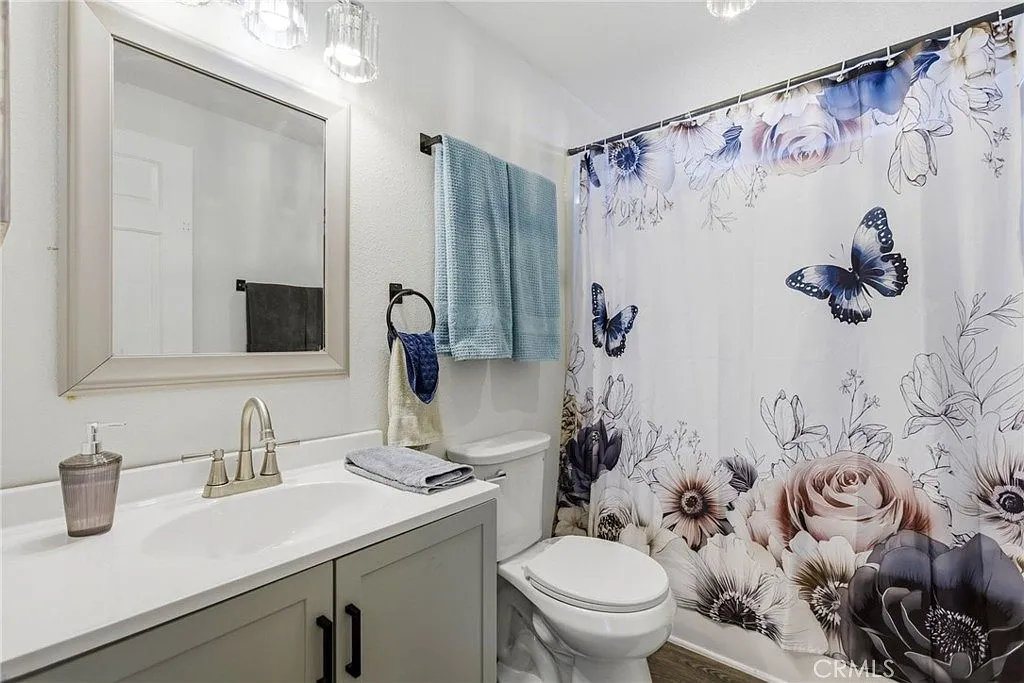 Charming Manufactured Home with Land Ownership in Homeland, CA photo 10