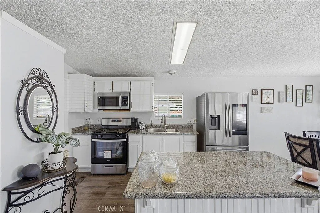 Charming Manufactured Home with Land Ownership in Homeland, CA photo 7