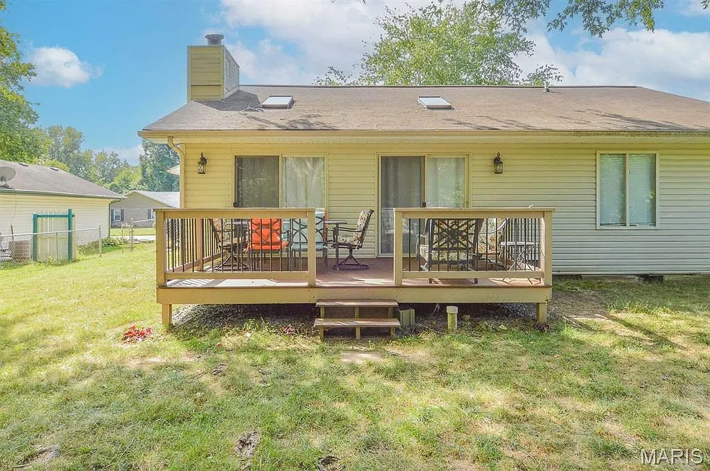 72 Innsbruck Ln, Shiloh, IL, 62221 photo 8