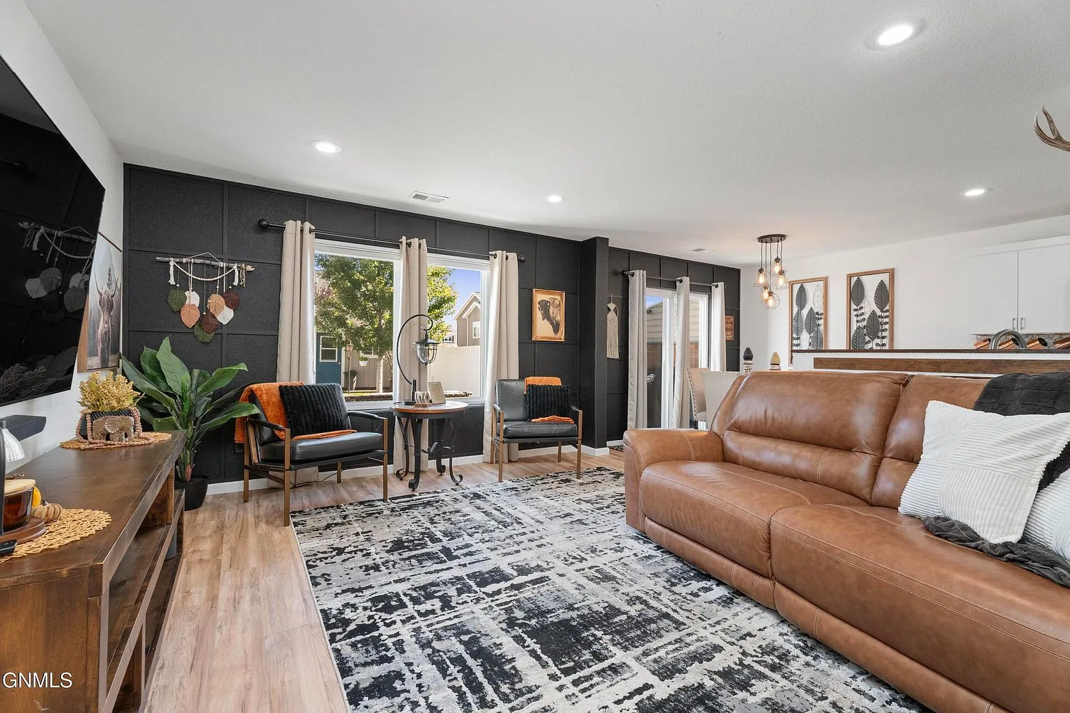 Well-Maintained Townhouse with Heated Two-Stall Garage in South Bismarck photo 6