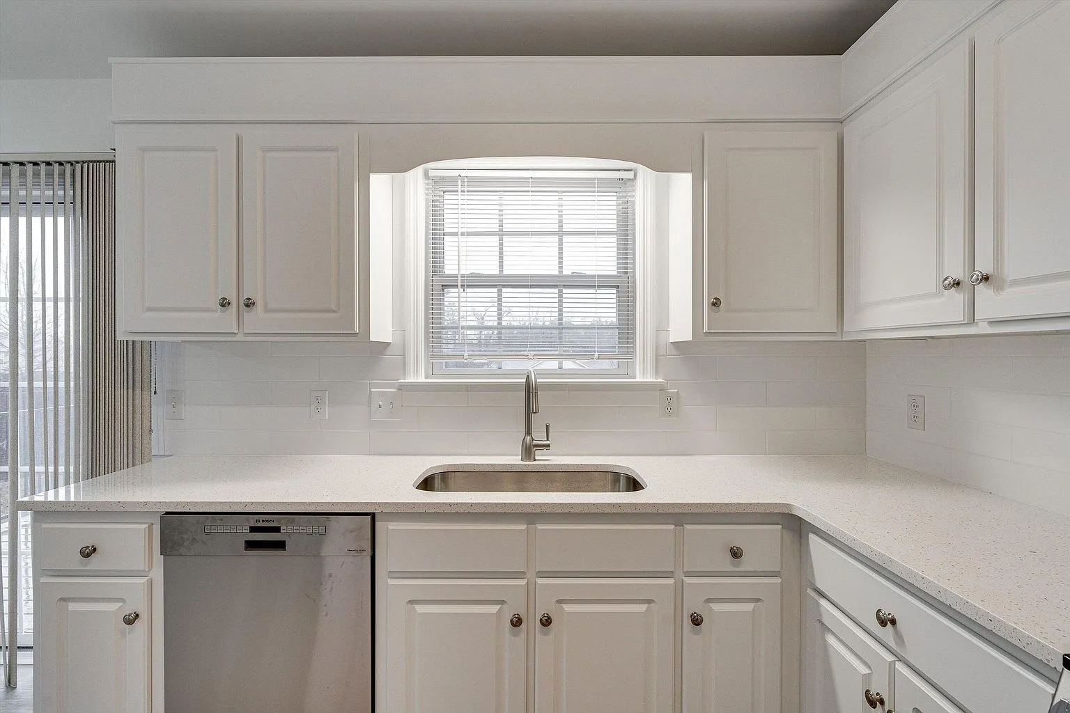 Updated 3-Bedroom Single-Family Home with Fireplace in Chattanooga, TN photo 9