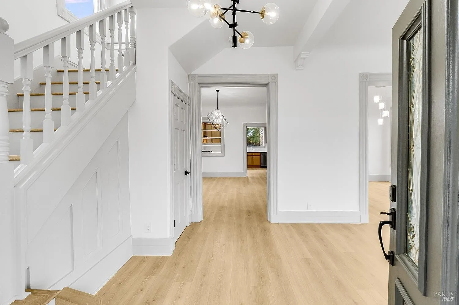 Remodeled Victorian Country Home in Downtown Suisun City photo 6