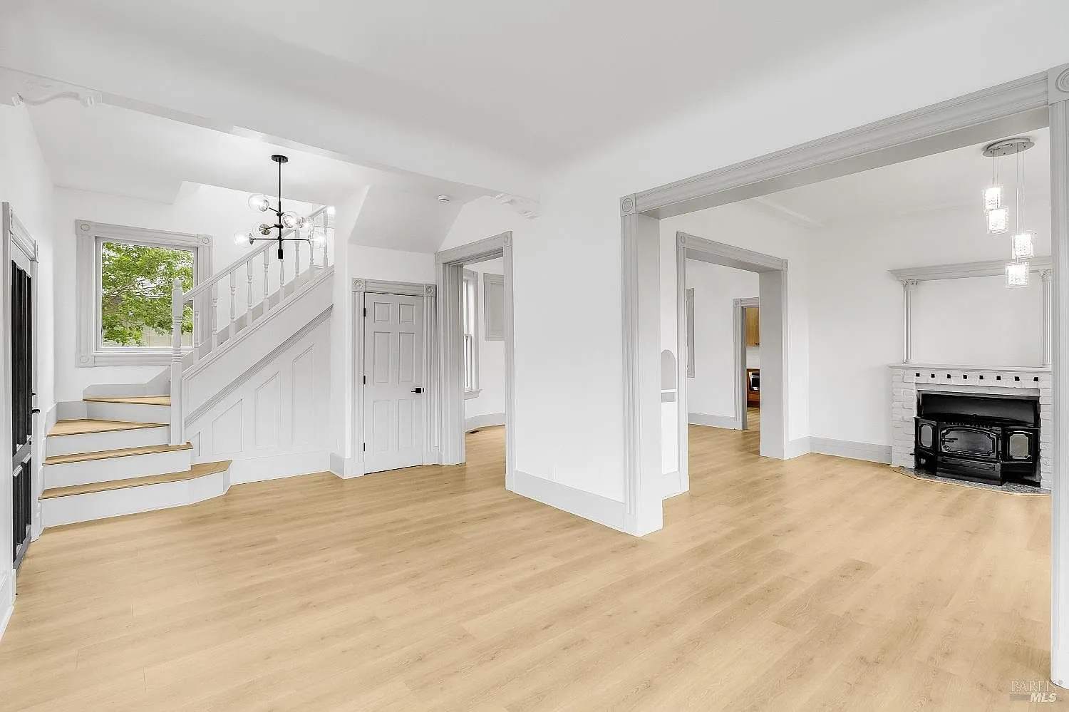 Remodeled Victorian Country Home in Downtown Suisun City photo 9