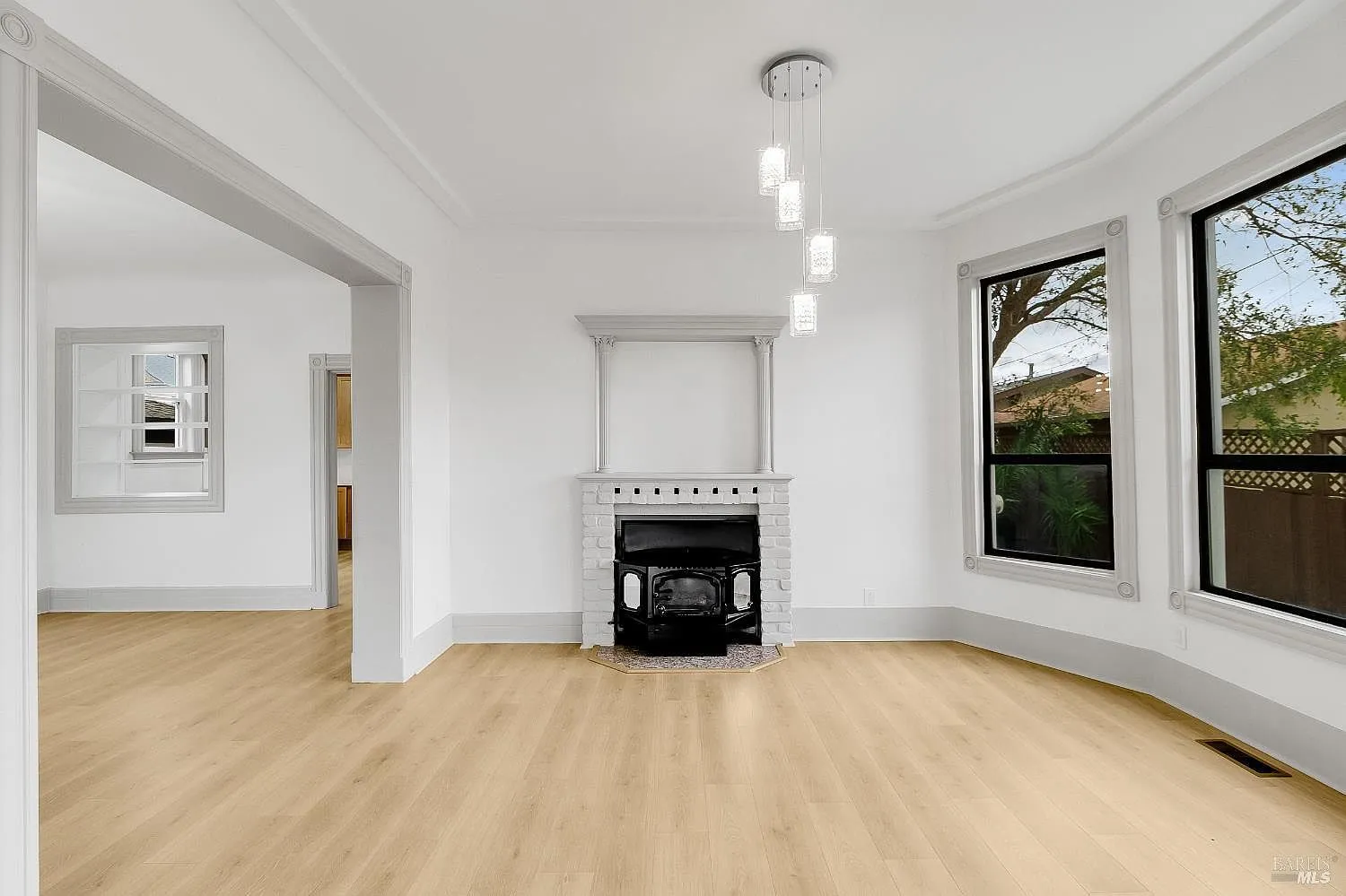 Remodeled Victorian Country Home in Downtown Suisun City photo 10