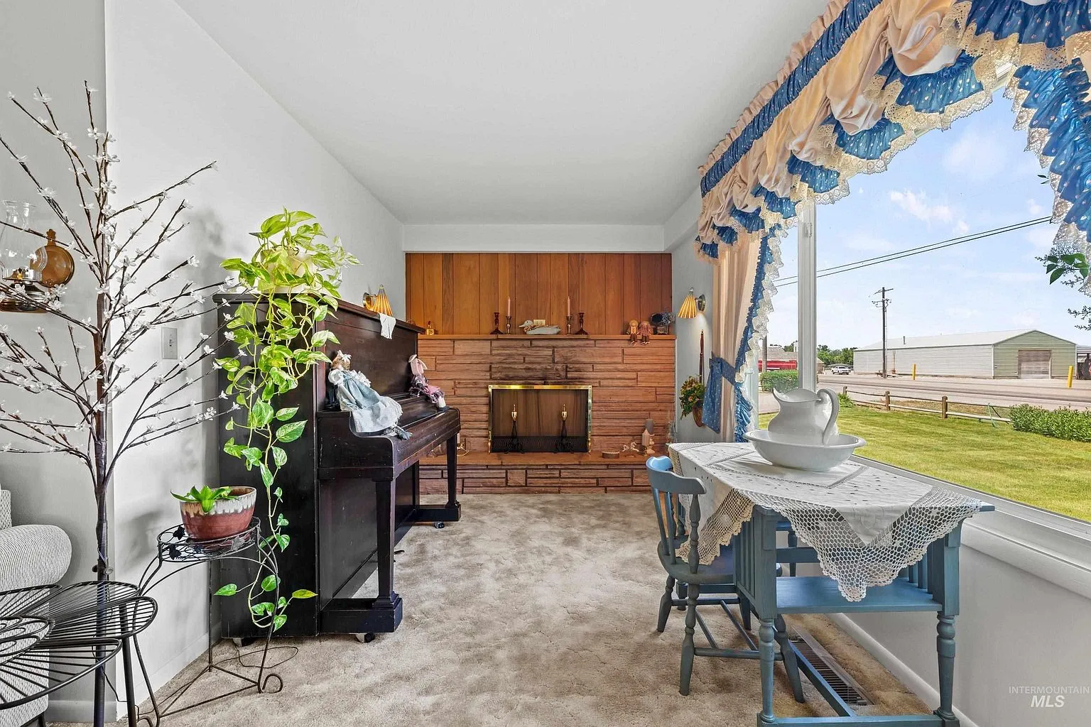 Charming 3-Bedroom Home on 0.98 Acres in Wilder, Idaho photo 8