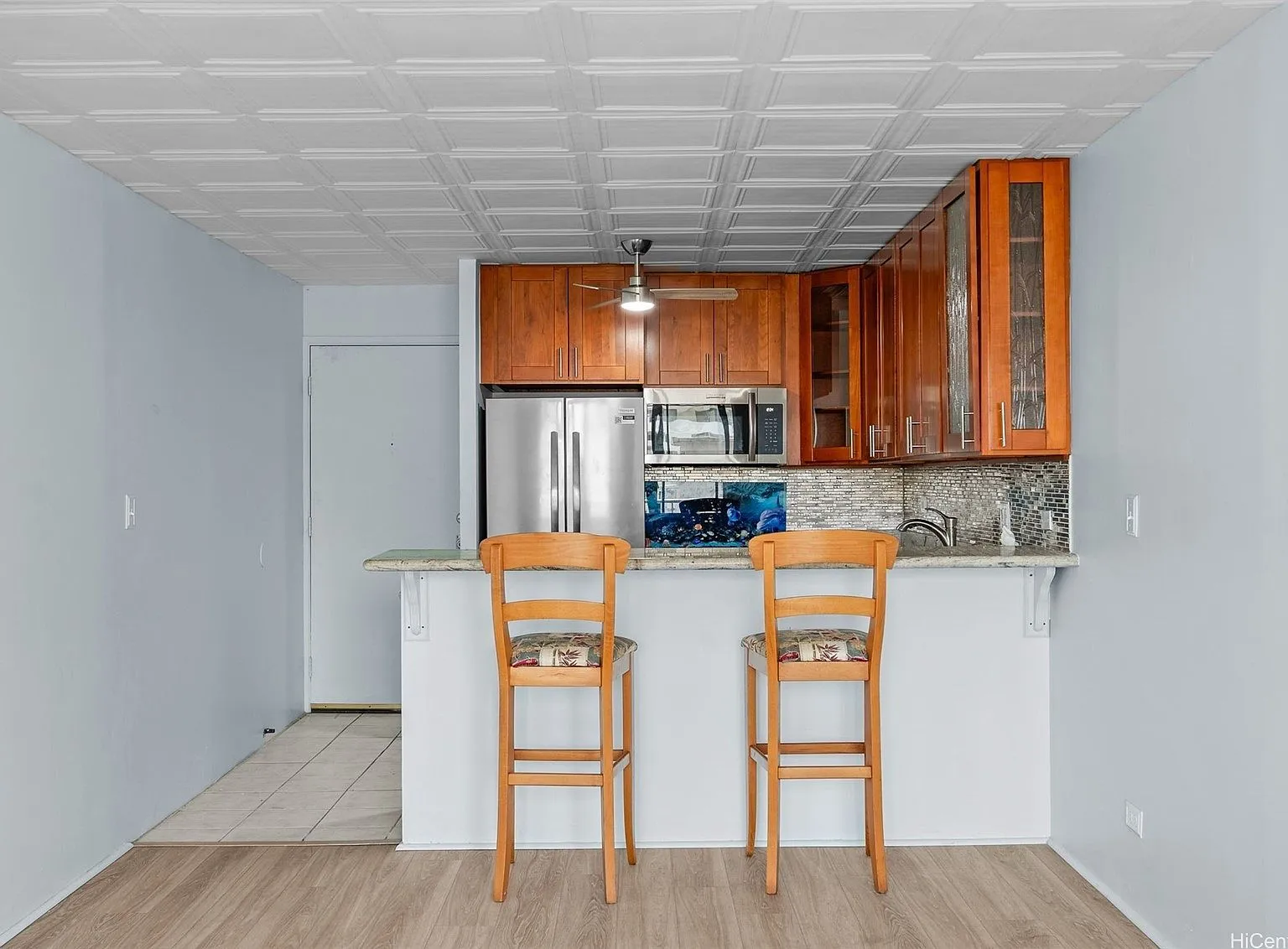 Waikiki Fee-Simple Condo at Waikiki Lanais with Covered Parking photo 3