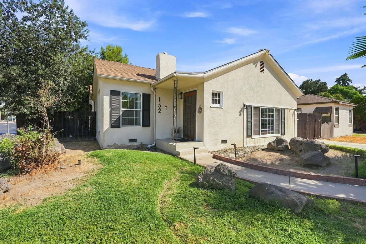 Well-Kept Two-Bedroom Single-Family Home in Tulare, CA photo 2