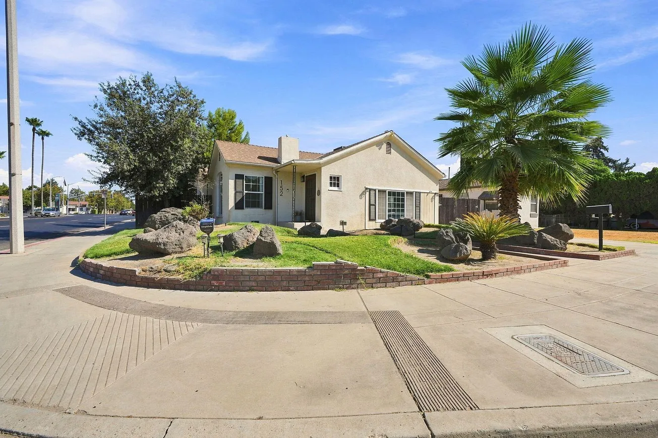 Well-Kept Two-Bedroom Single-Family Home in Tulare, CA photo 3