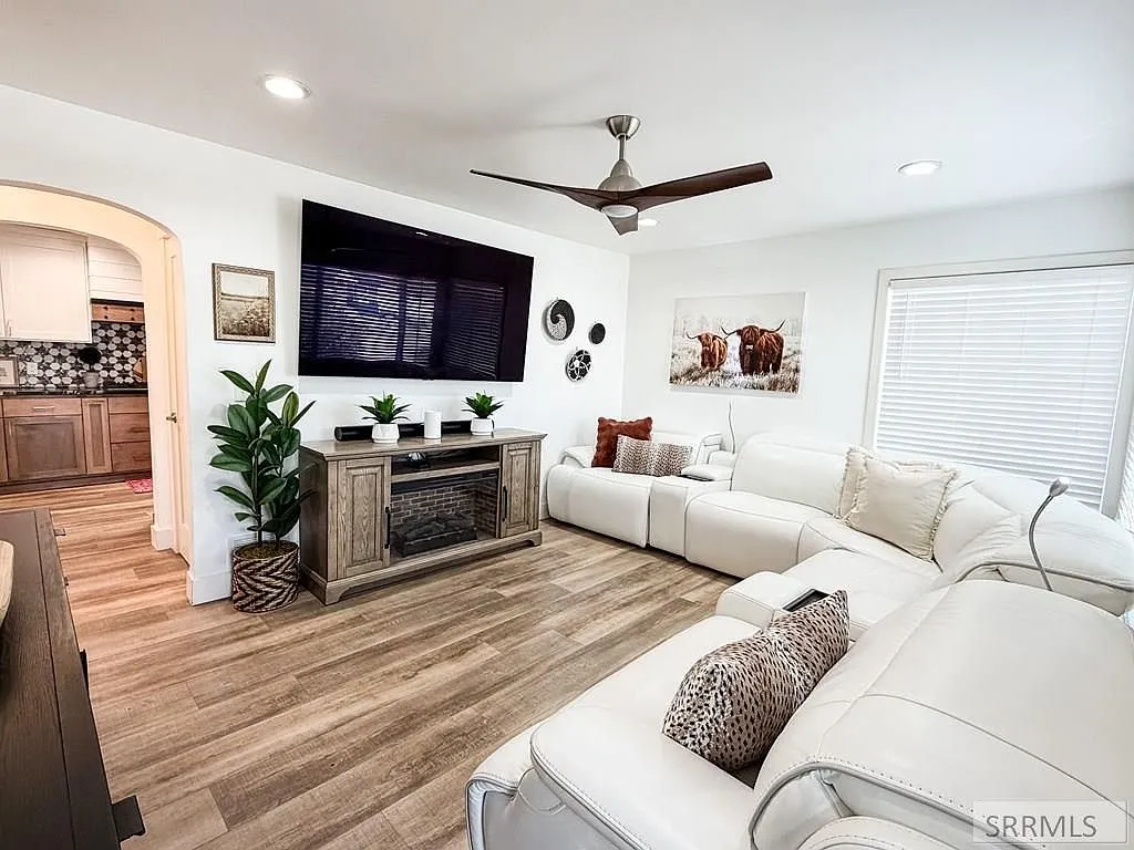 Remodeled Single-Family Home with Extensive Workspace in Idaho Falls photo 7