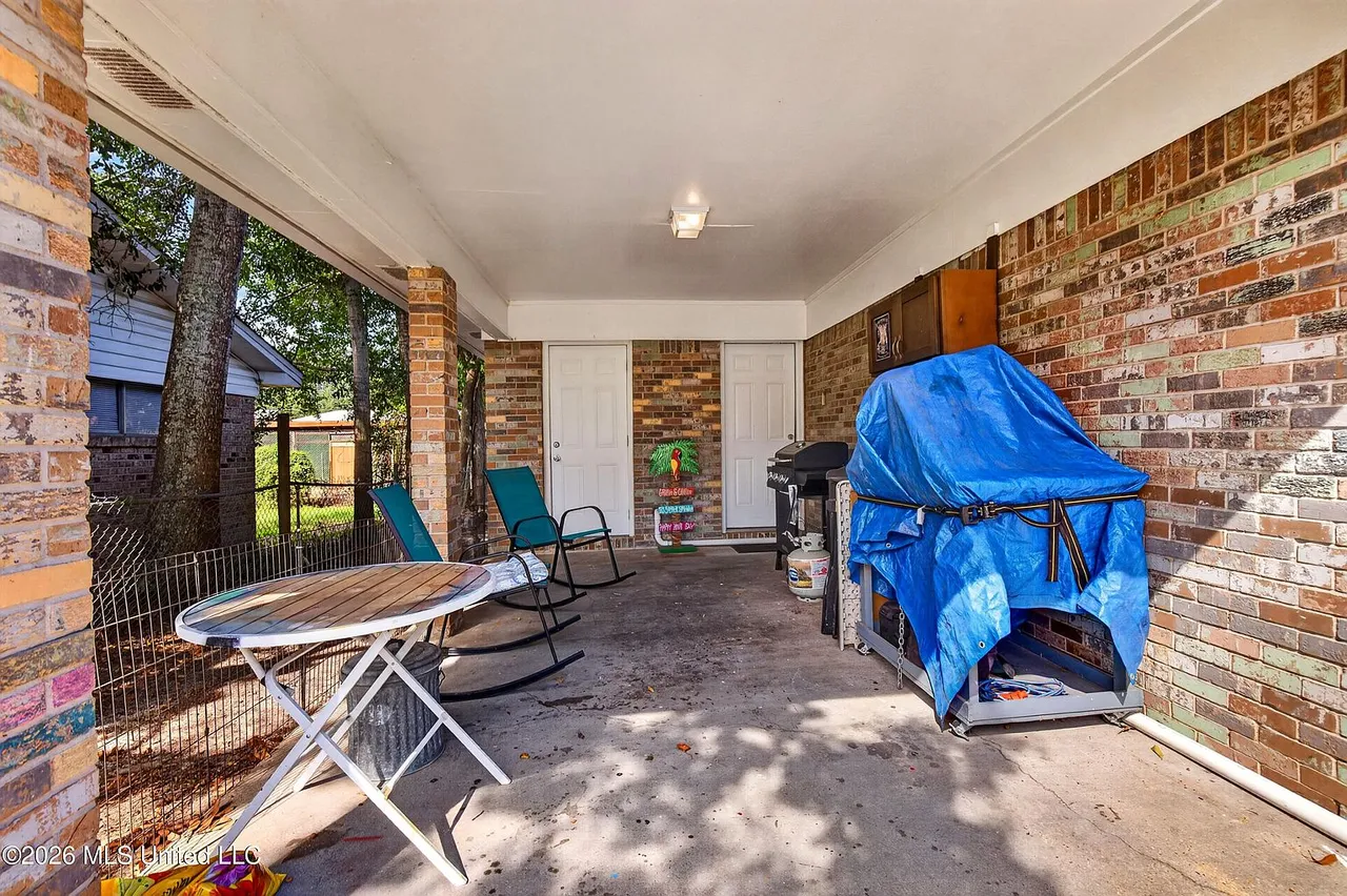 Updated 3-Bedroom Single-Family Home in North Gulfport photo 4
