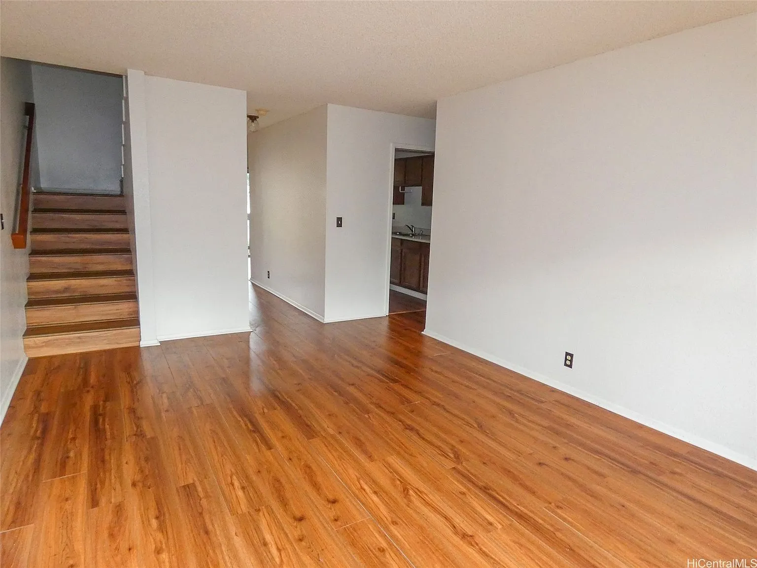 Windward Estates Leasehold Townhouse with Pond and Garden Views in Kaneohe photo 4