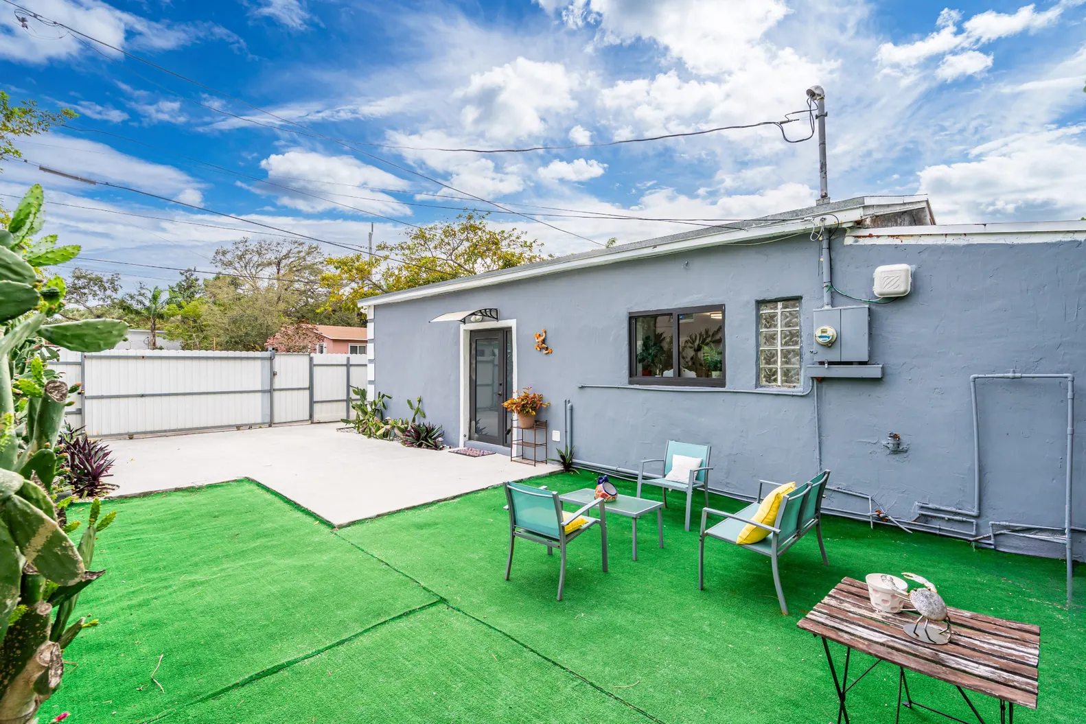 3-Bedroom House for Sale at 519 Northwest 52nd Street, Miami, FL 33127 photo 2