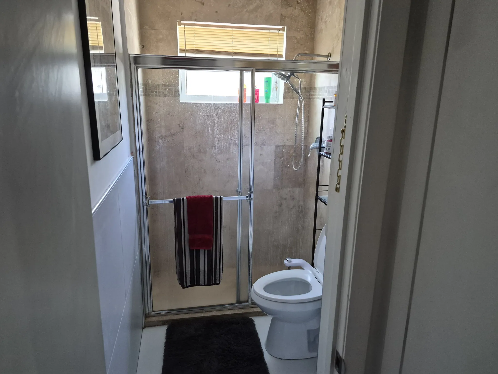 For Sale By Owner: 4-Bedroom House with 5 Bathrooms in Miami, Florida photo 4