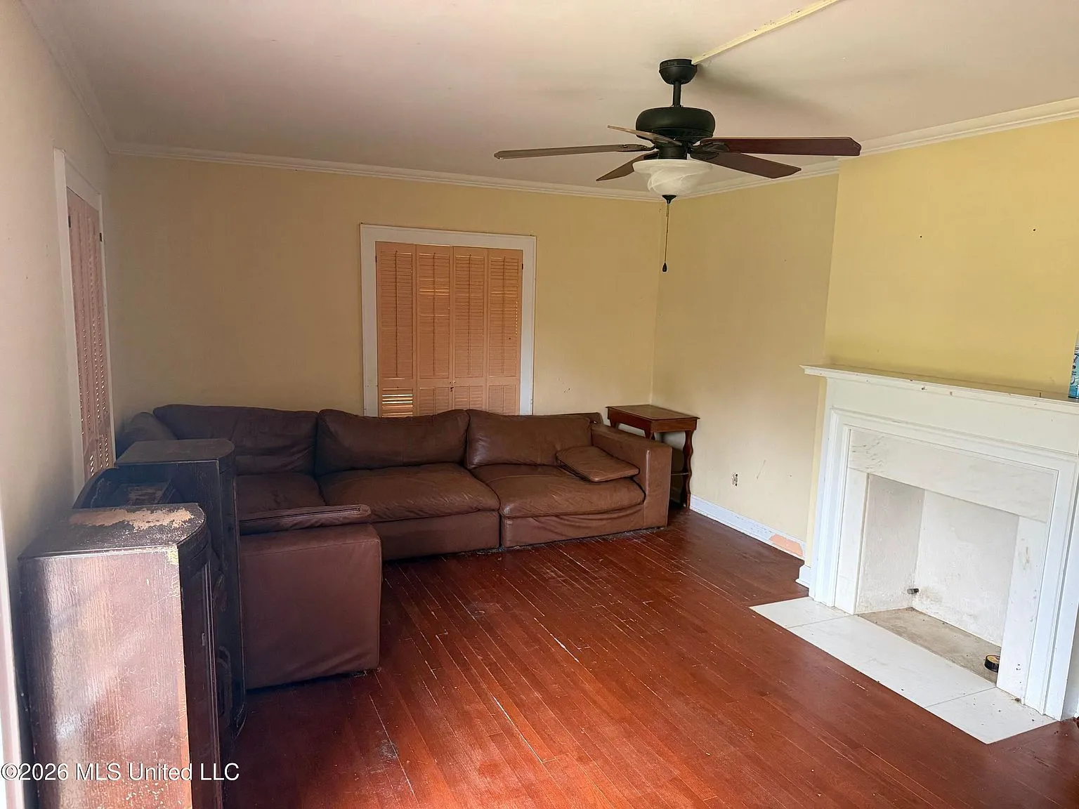 Spacious Single-Family Home with Original Character in Yazoo City, MS photo 2