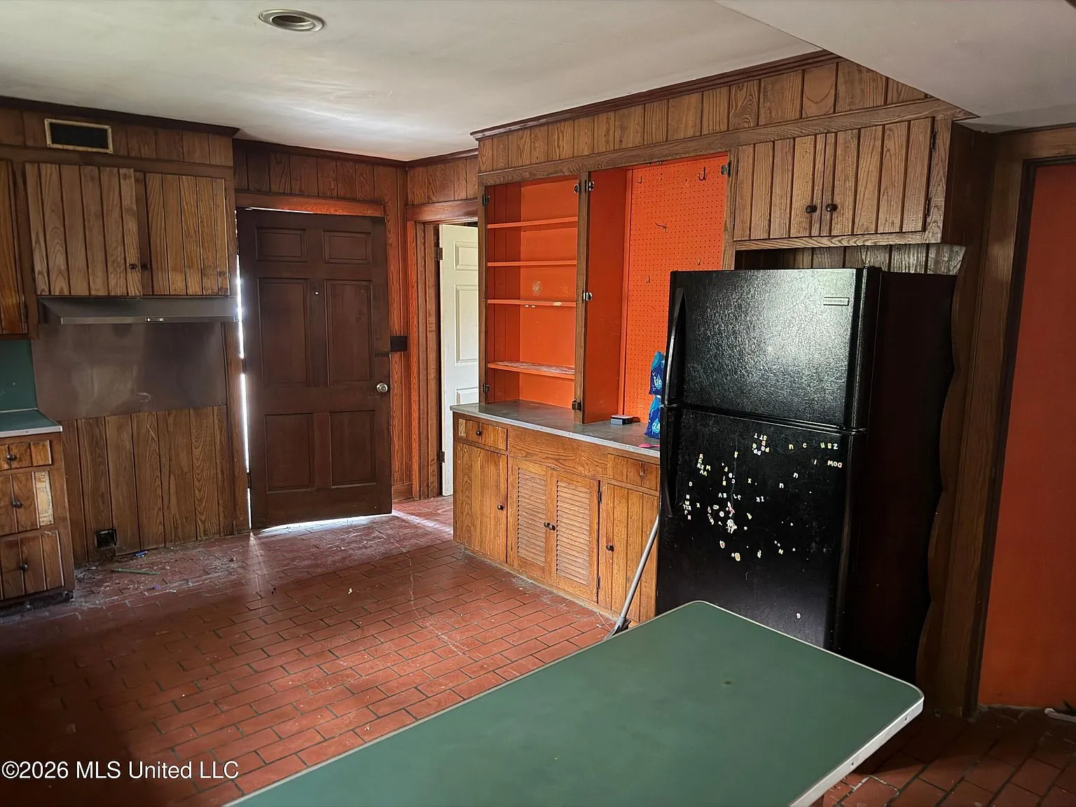 Spacious Single-Family Home with Original Character in Yazoo City, MS photo 8