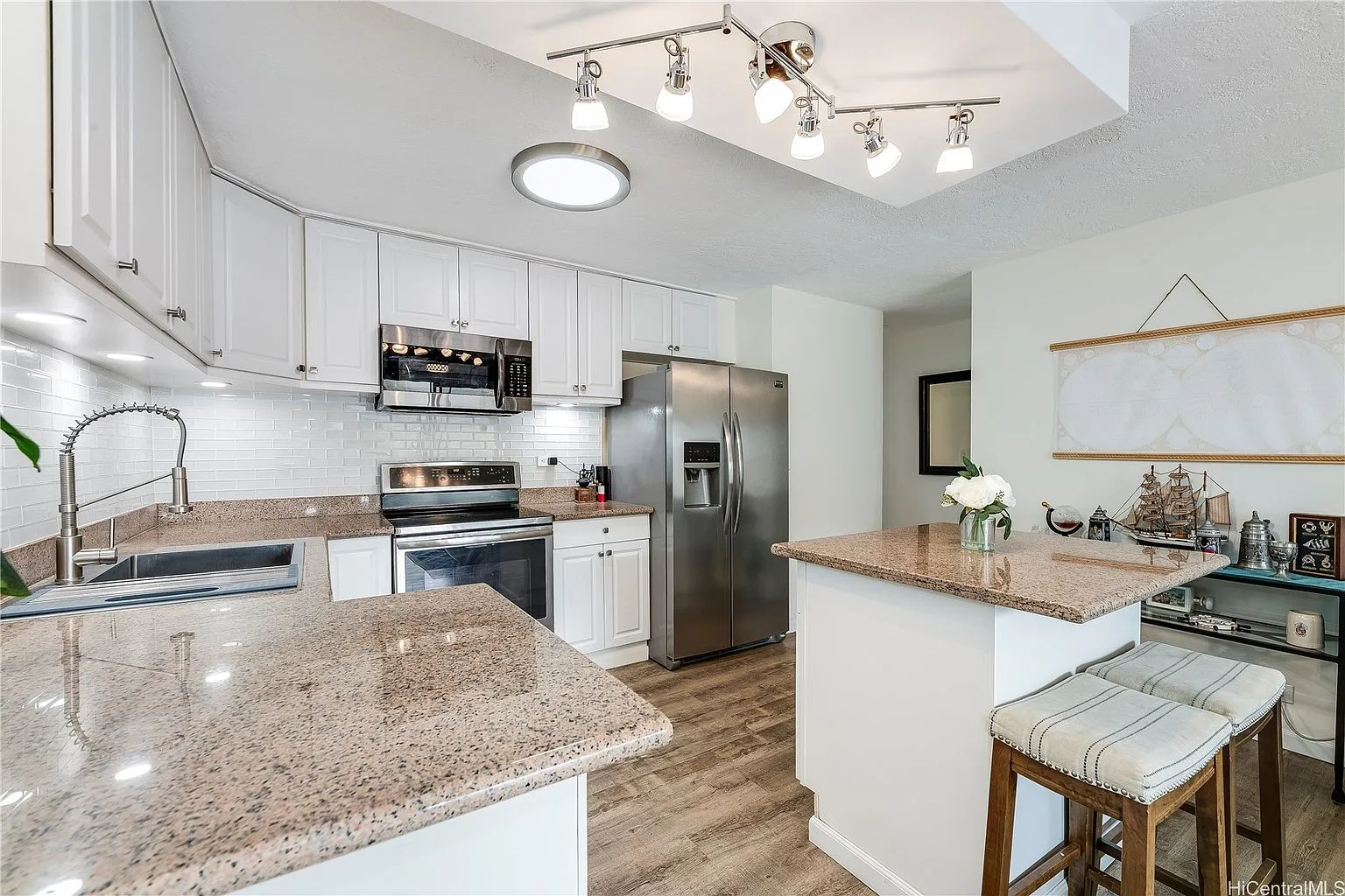 3-Bedroom Condo at Pearl Ridge Terraces in Aiea, Hawaii photo 3