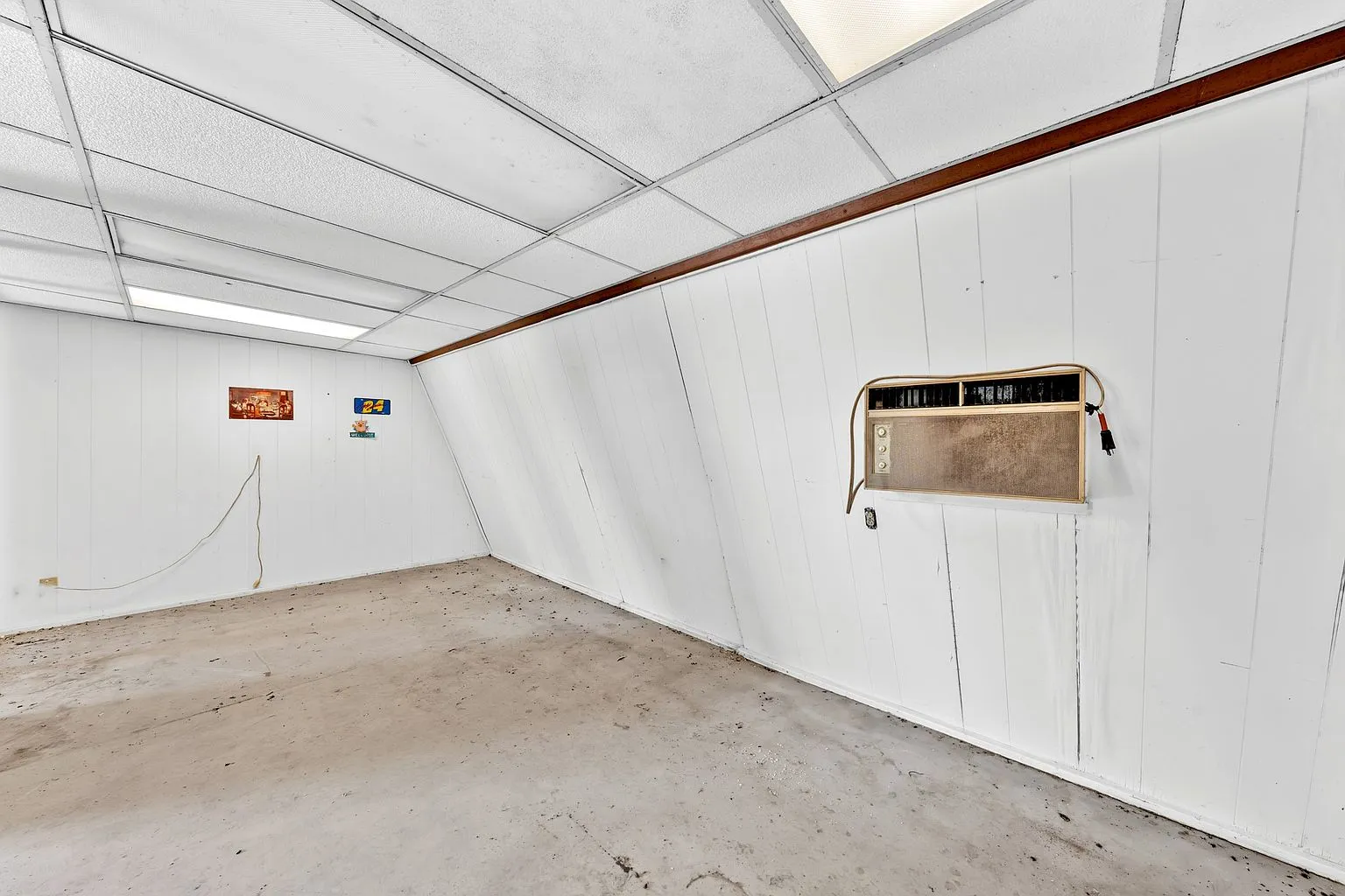 2.77-Acre Country Property with Large Metal Shop in Sulphur Springs, TX photo 6