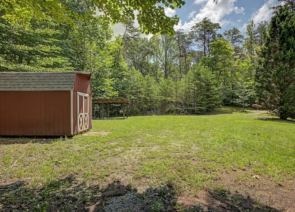 Rustic Cabin on 25 Acres near Lake photo 5