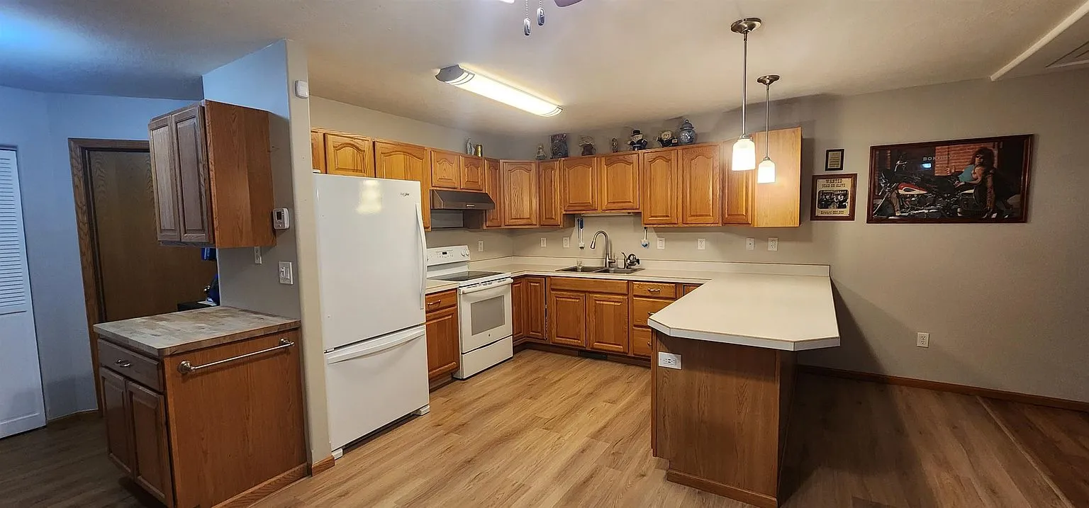 One-Level Townhome for Sale in SW Minot, North Dakota photo 7