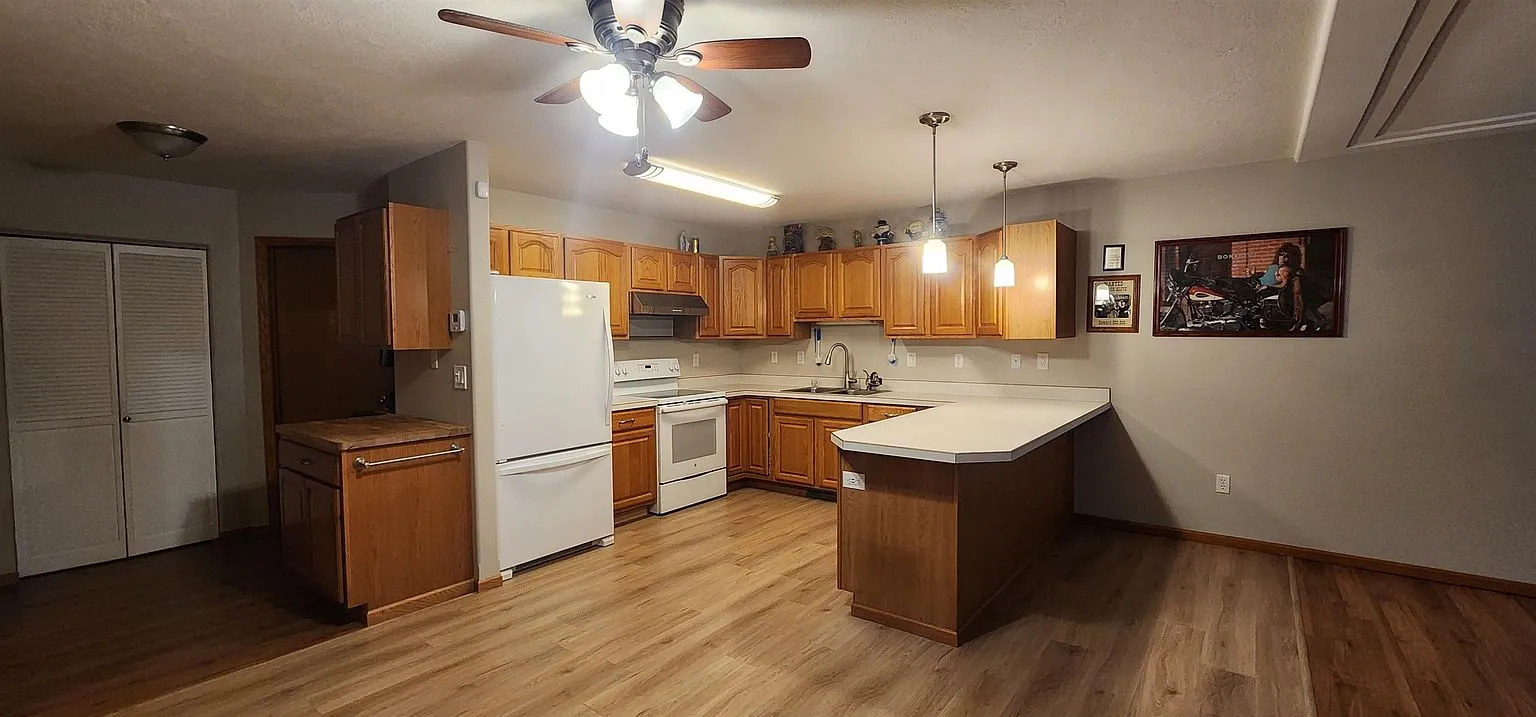 One-Level Townhome for Sale in SW Minot, North Dakota photo 4