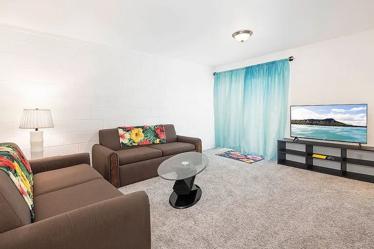 3-Bedroom Townhouse in Waianae, Hawaii Near Schools and Beaches property photo