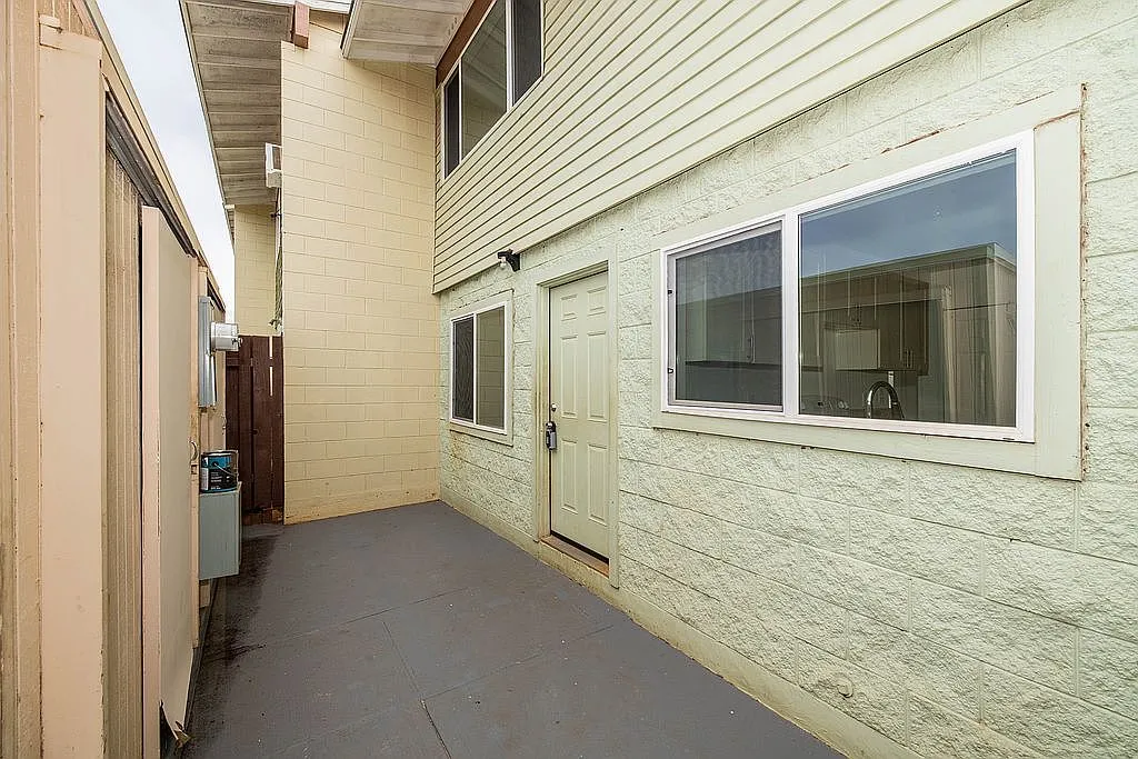 3-Bedroom Townhouse in Waianae, Hawaii Near Schools and Beaches photo 7