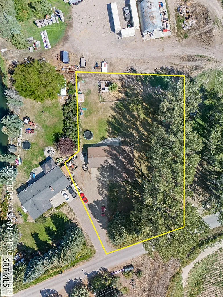 Rural Single-Family Home with Water Rights near Shelley, Idaho photo 2