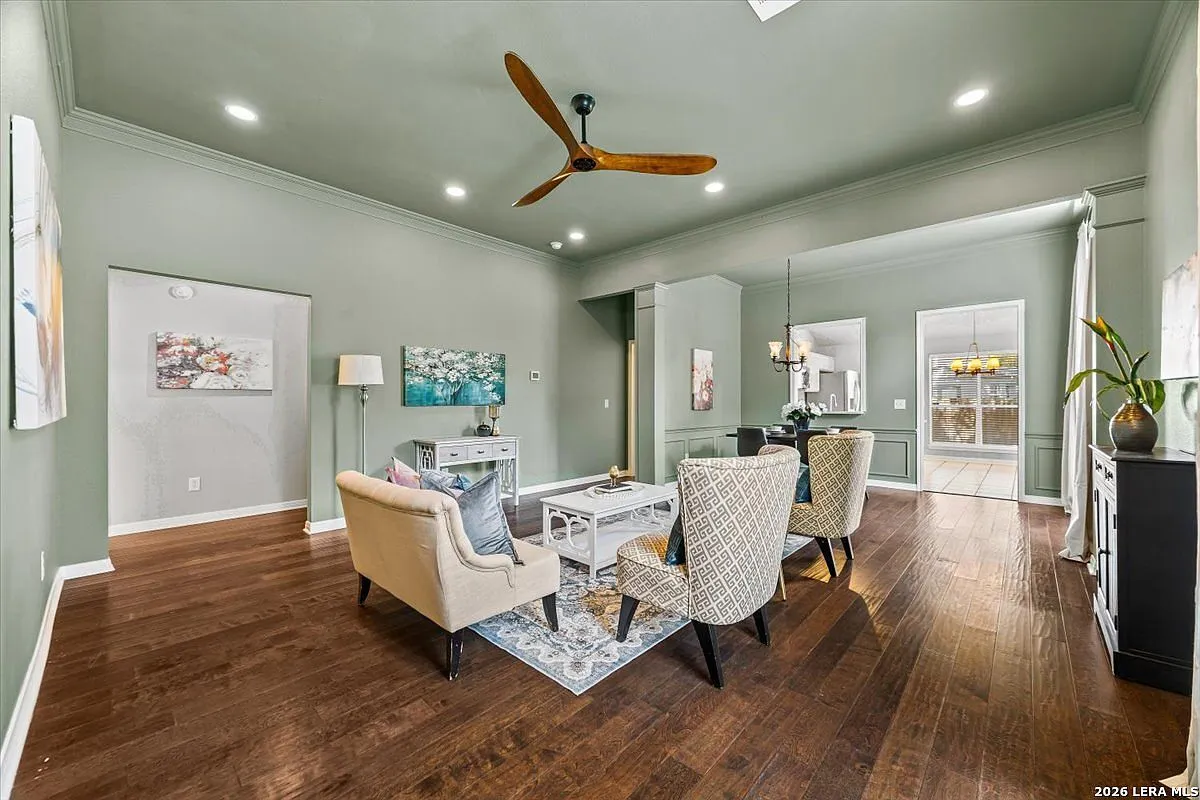 Charming 4-Bedroom Detached Home in Schertz, Texas photo 10
