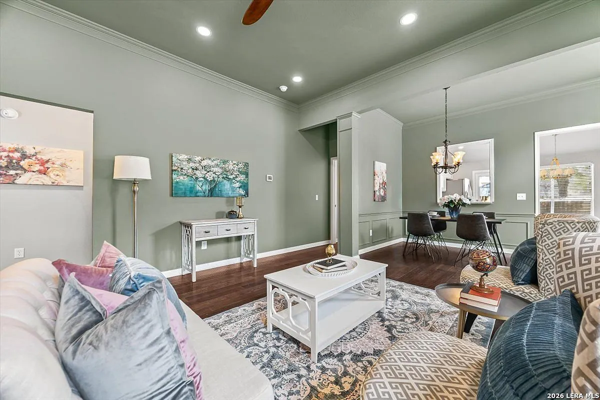 Charming 4-Bedroom Detached Home in Schertz, Texas photo 3